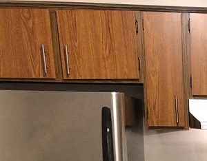 1BR, 1BA Standard D-Style Kitchen with Stainless Steel option